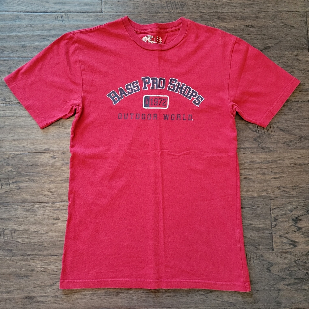 Men's Red Bass Pro Shops T-Shirt - Size Small